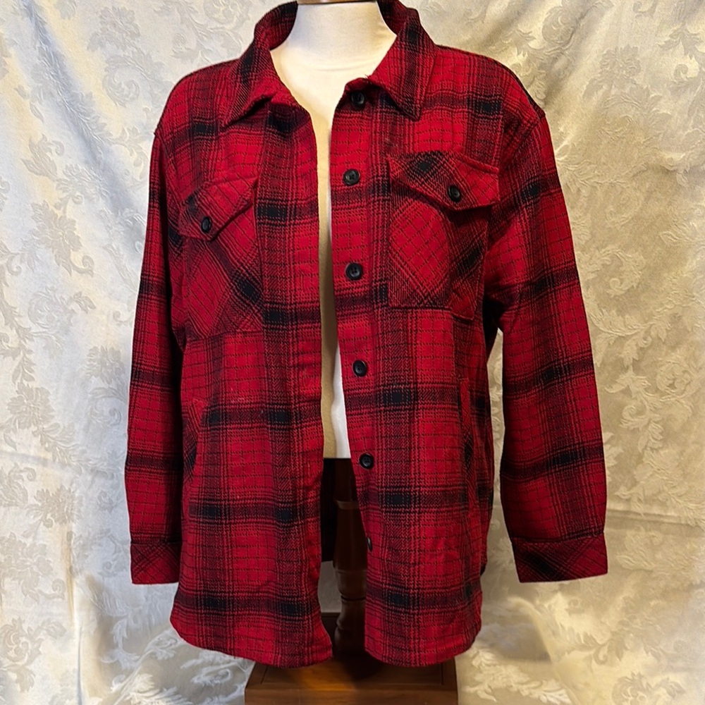 Red & black plaid button up 100% cotton with pockets Shacket